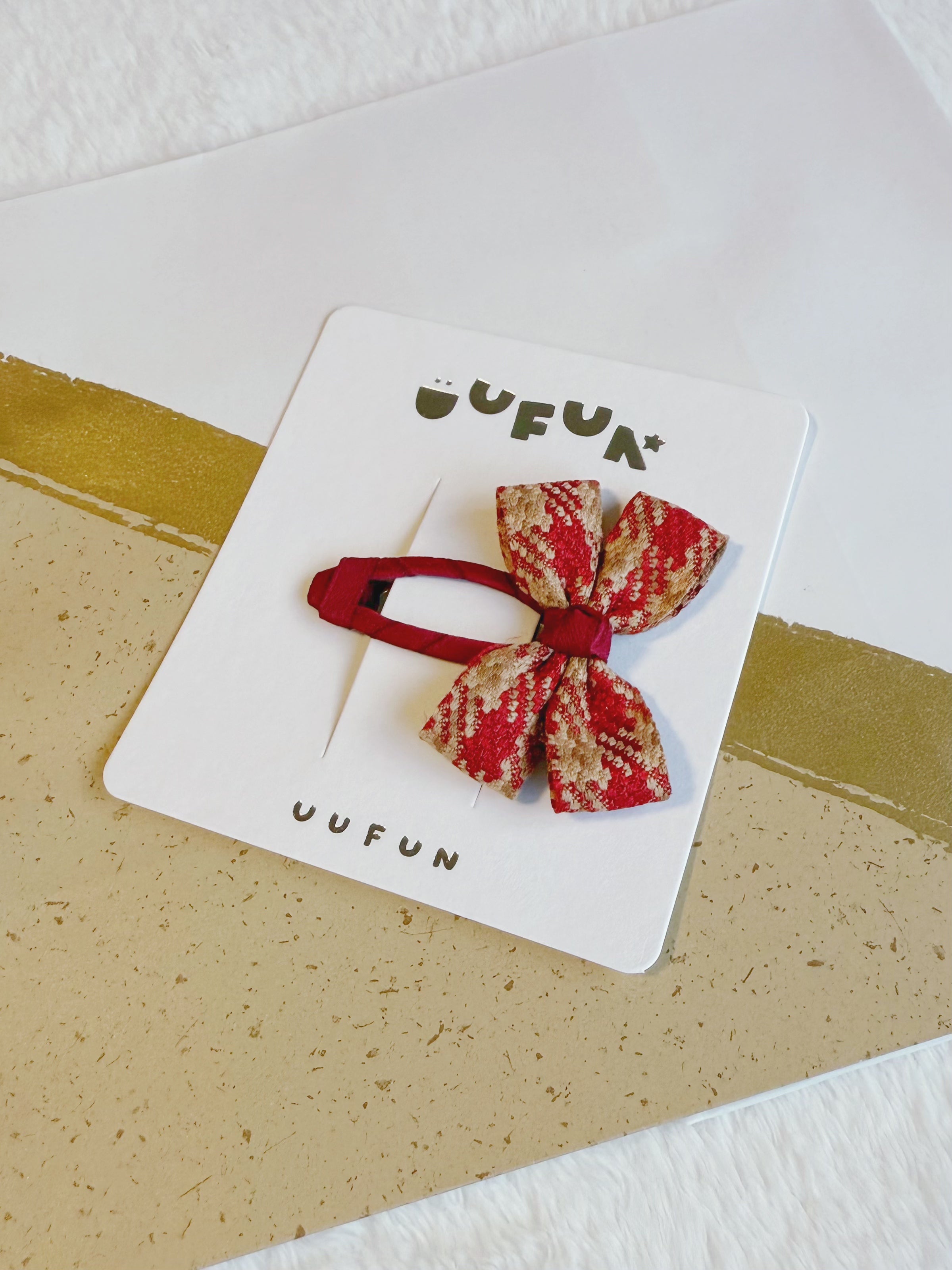 Fabric Butterfly Hair Clip – Large Houndstooth